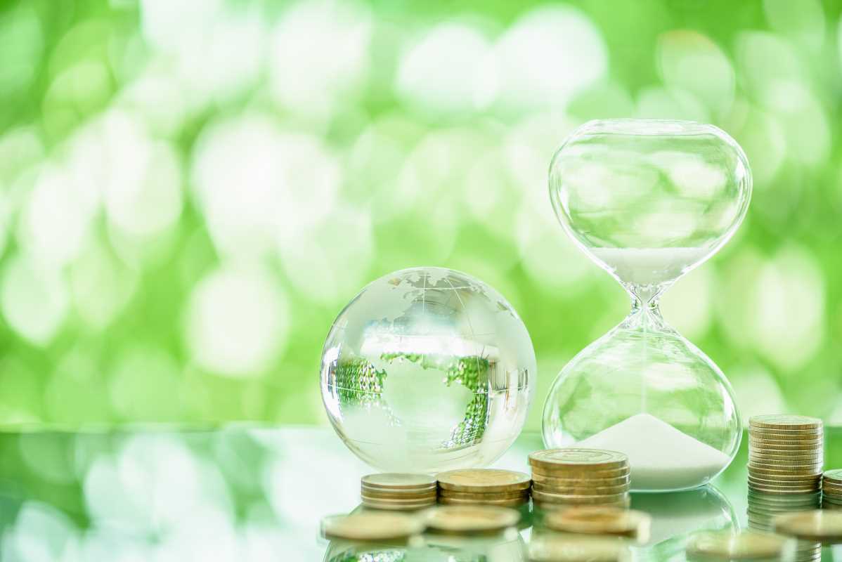 5 Ways to Avoid Lifestyle Inflation and Stay Financially Grounded